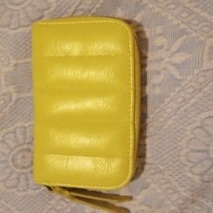 Universal Thread lemon/lime zip around wallet, NWOT